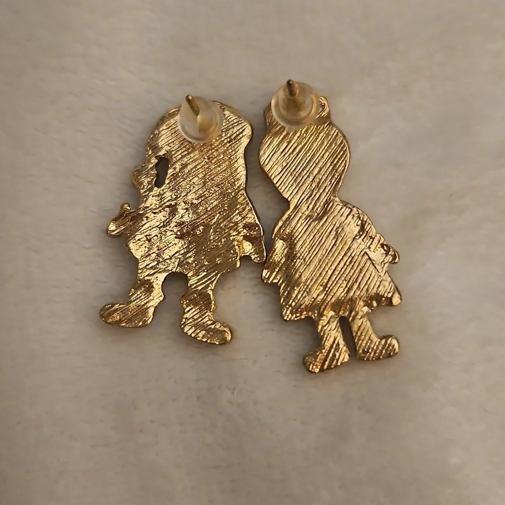 Vintage 1980s Festive Christmas Santa and Mrs. Claus Post Earrings